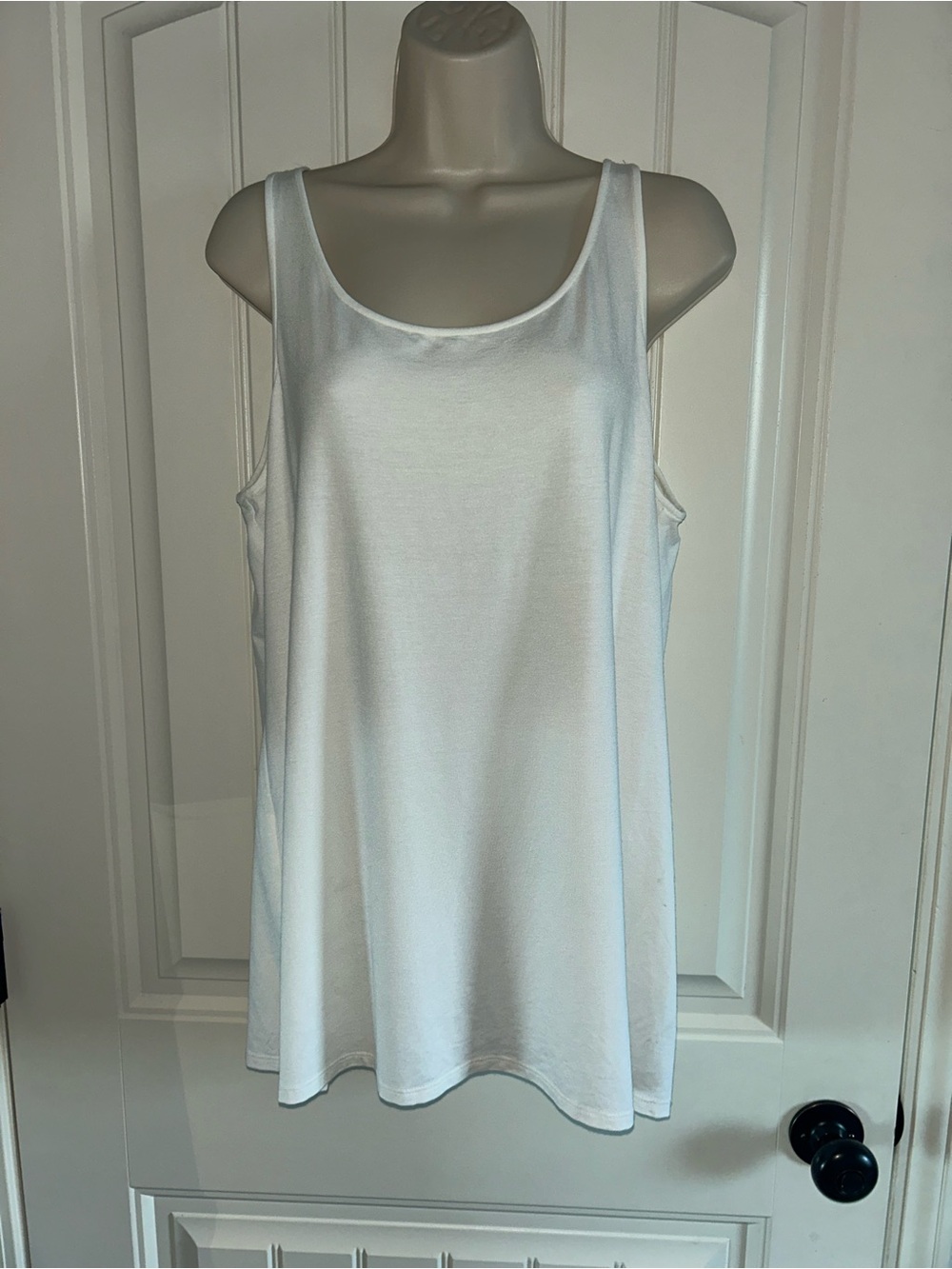 NEW Eileen Fisher White Scoop Neck Tank - Lightweight Layering Top Sz L